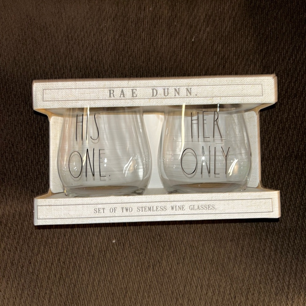 Rae Dunn glass set